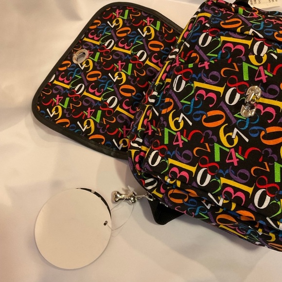 Disney 101 Dalmatians Shoulder Bag & Winnie The Pooh Vacuum Flask, Thermos - Picture 4 of 14